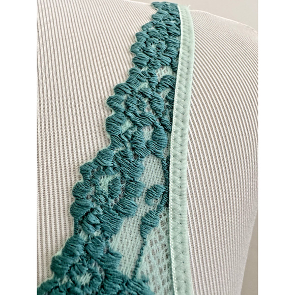 Wacoal Embrace Lace Soft Cup Wireless Bra 34 Eggshell Blue Brit - Picture 3 of 9